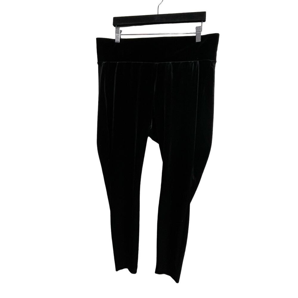 Torrid Women's Pants Velvet Pull On Size 1X Black Tapered Pixie